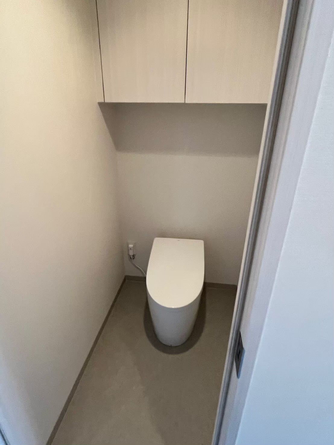 施工後のトイレ全体