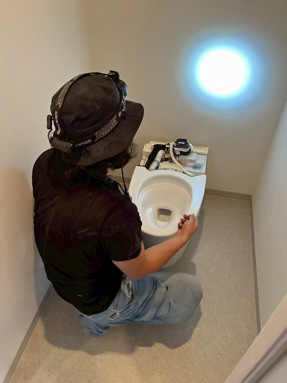 新しいトイレ設置